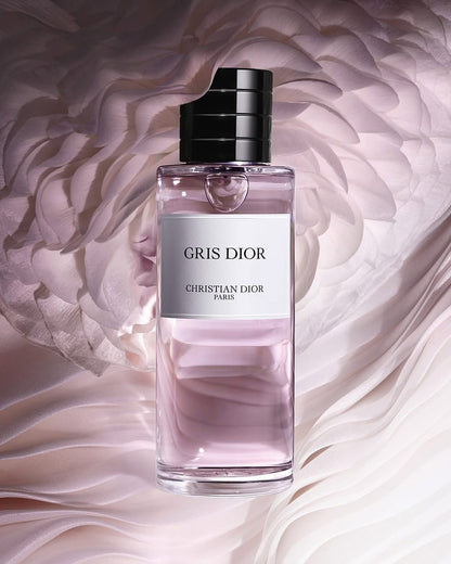 🌫️ Gris Dior – Luxury Floral Elegance 🌸 غريس ديور – أناقة زهرية فاخرة